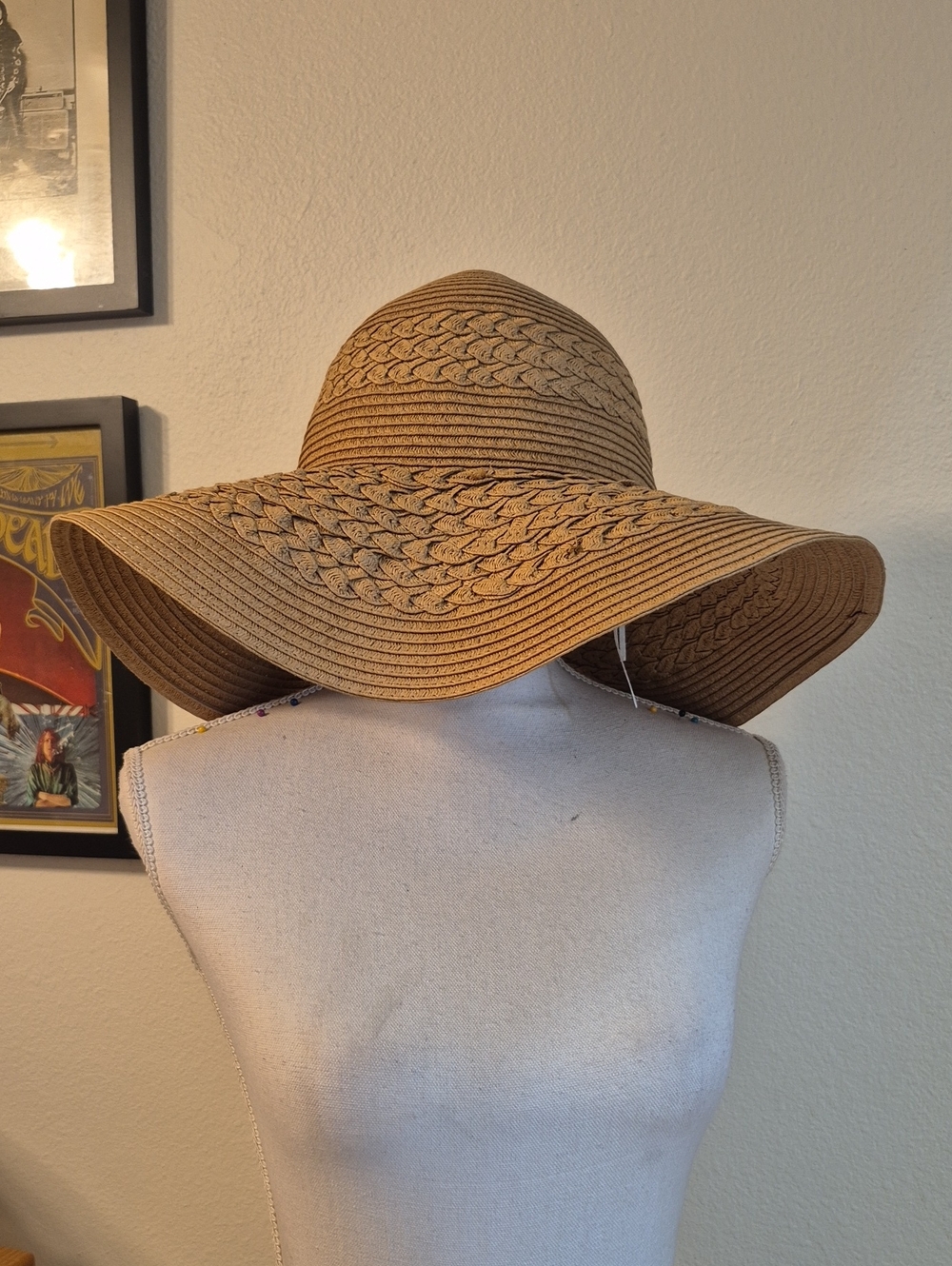 David And Young 100% Paper Sun Hat Tan Wide Brim Round Adjustable